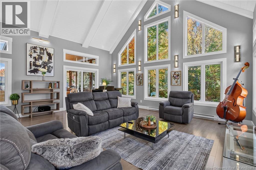 58 Valmont Crescent - 23