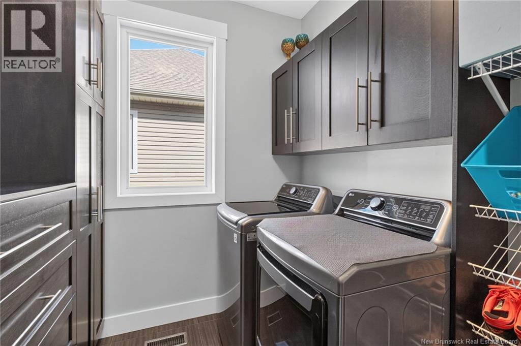 58 Valmont Crescent - 26