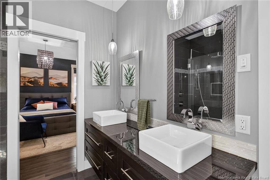 58 Valmont Crescent - 34