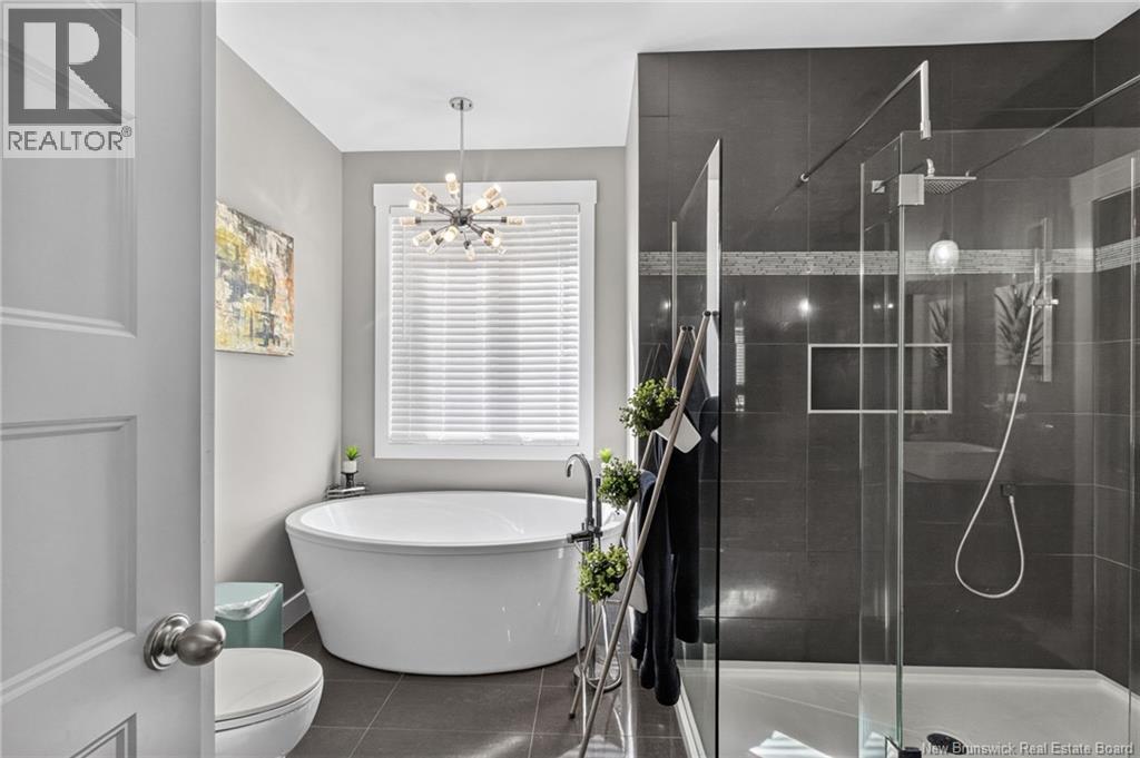 58 Valmont Crescent - 35
