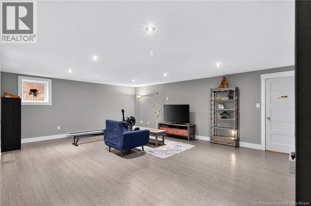 58 Valmont Crescent - 38