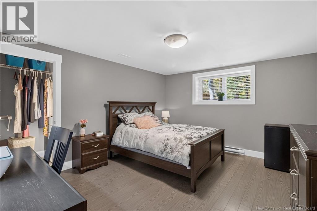 58 Valmont Crescent - 42