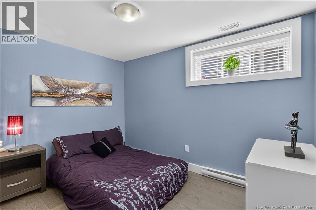 58 Valmont Crescent - 47