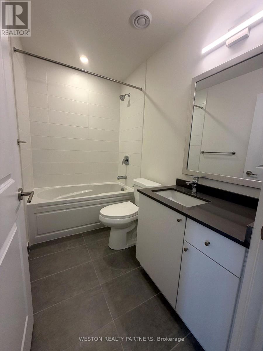 3260 Sheppard Avenue — photo 10