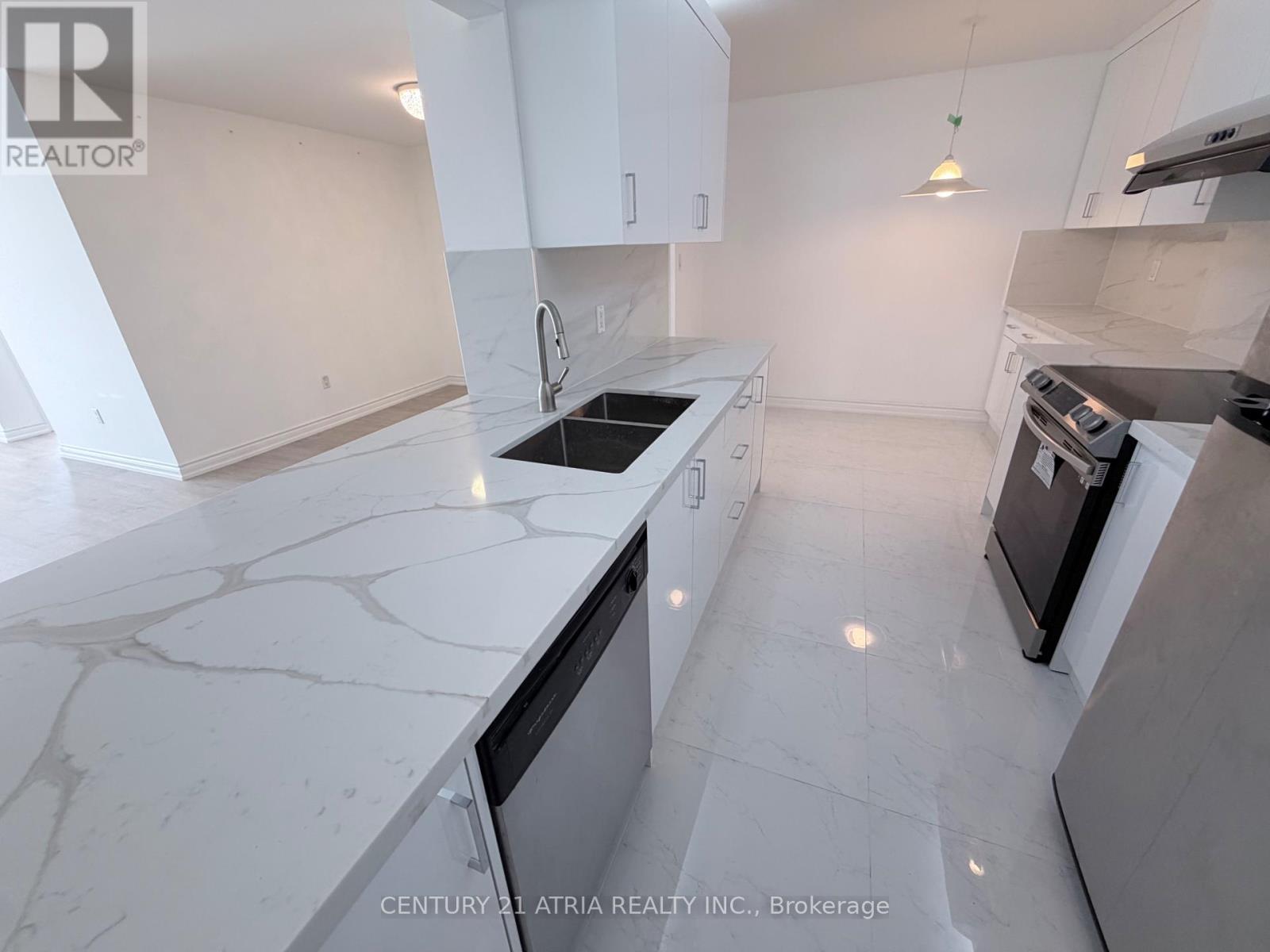 602- 168 Bonis Avenue, Toronto, ON photo 3