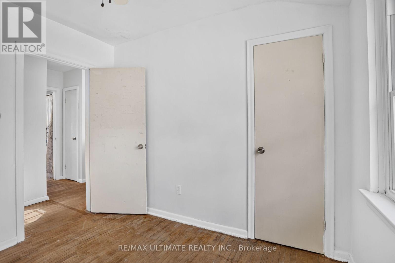 73 Chestnut Crescent, Toronto, ON photo 21