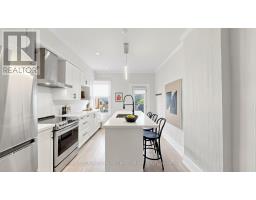 69 Coady Avenue, Toronto, ON M4M2Y9 Photo 13