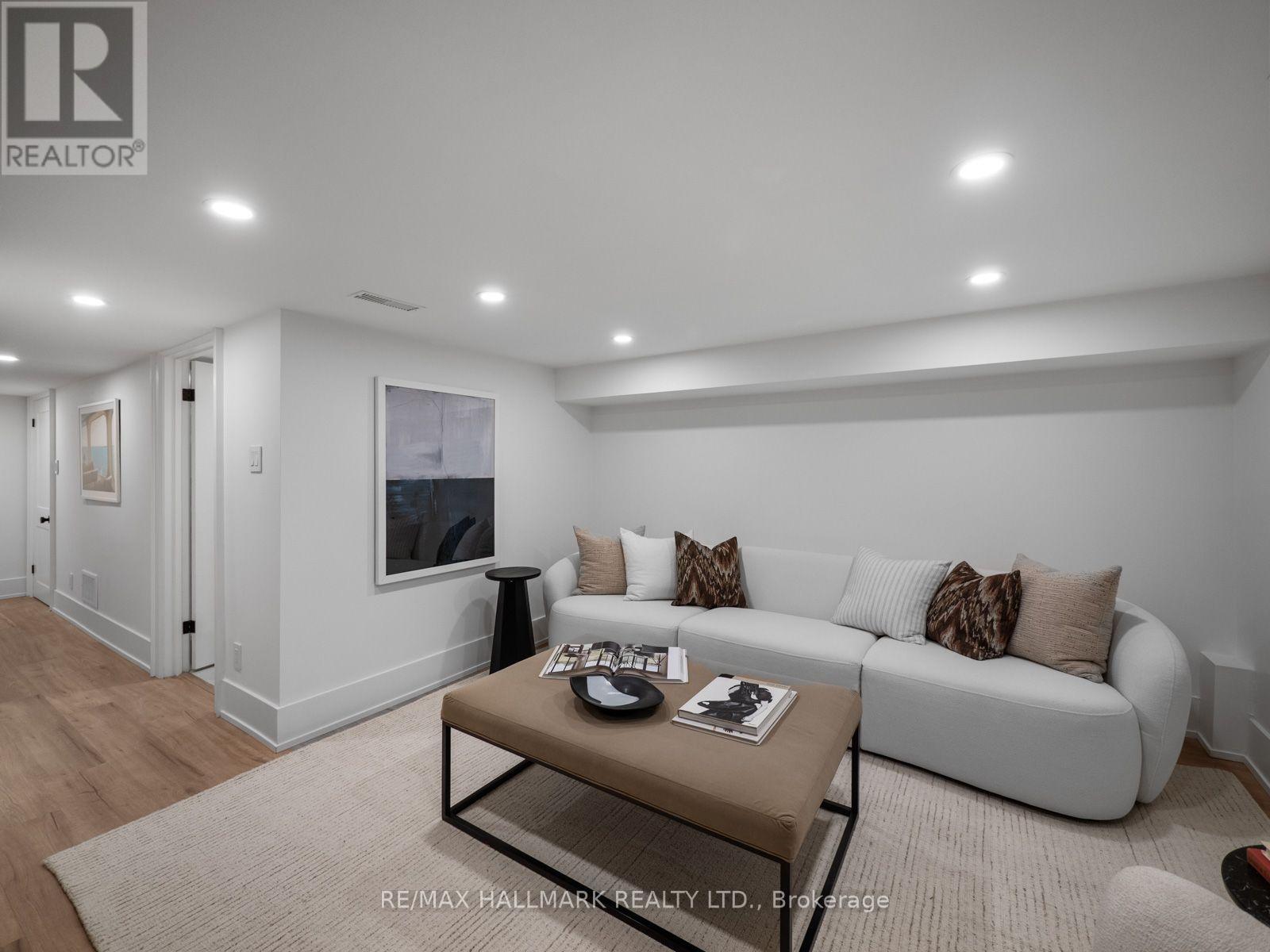 14 Mcgee Street — photo 42