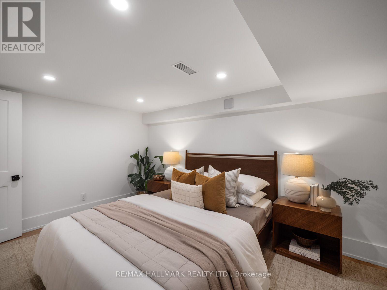 14 Mcgee Street — photo 44