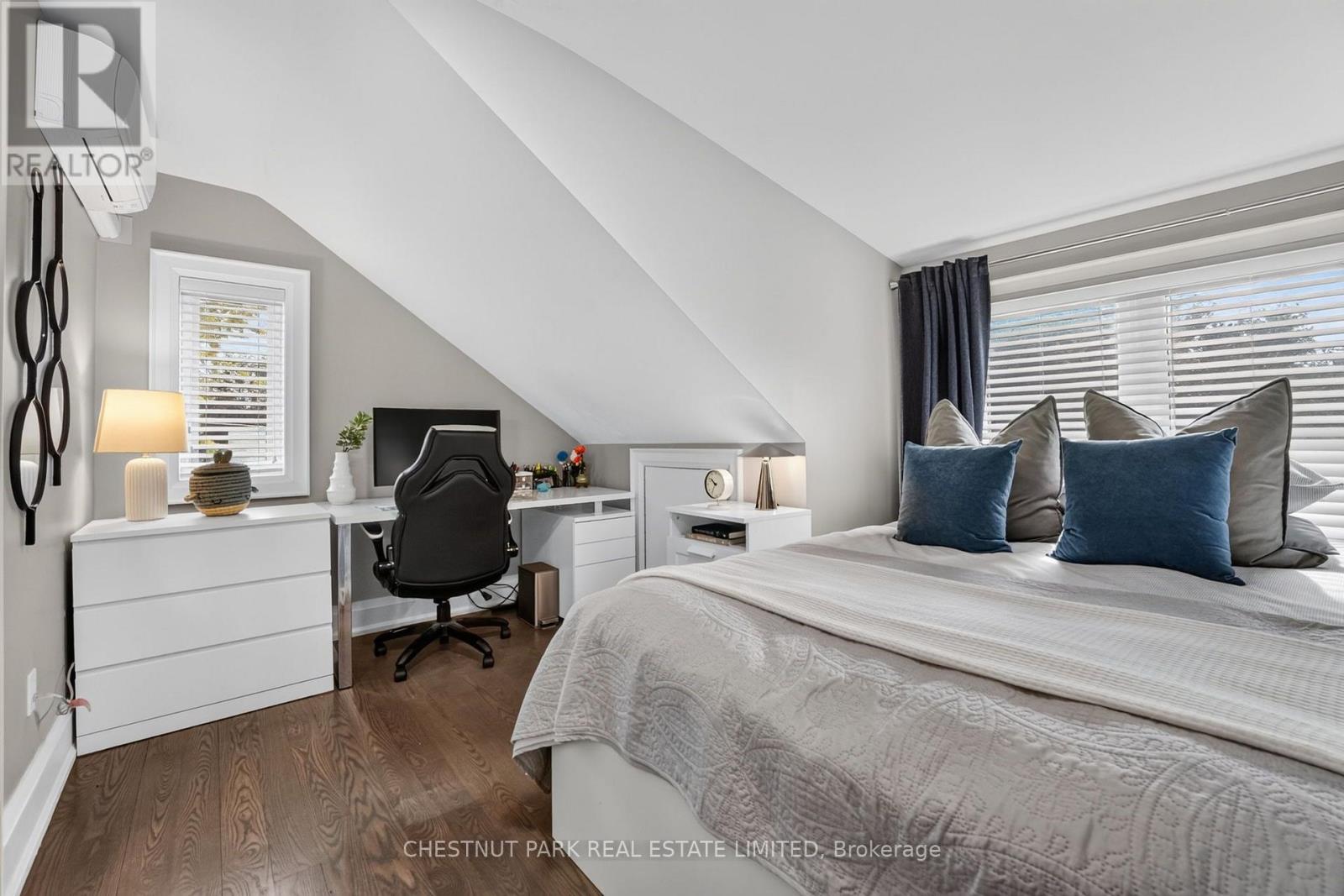 111 Dixon Avenue, Toronto, ON photo 15