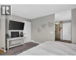 160 Rainbow Falls Passage, Chestermere, AB T1X0S6 Photo 25