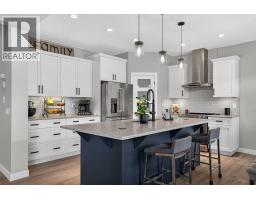 5pc Bathroom - 160 Rainbow Falls Passage, Chestermere, AB T1X0S6 Photo 8
