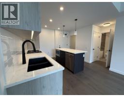 208 6859 Cambie Street, Vancouver, BC V6P3H1 Photo 6