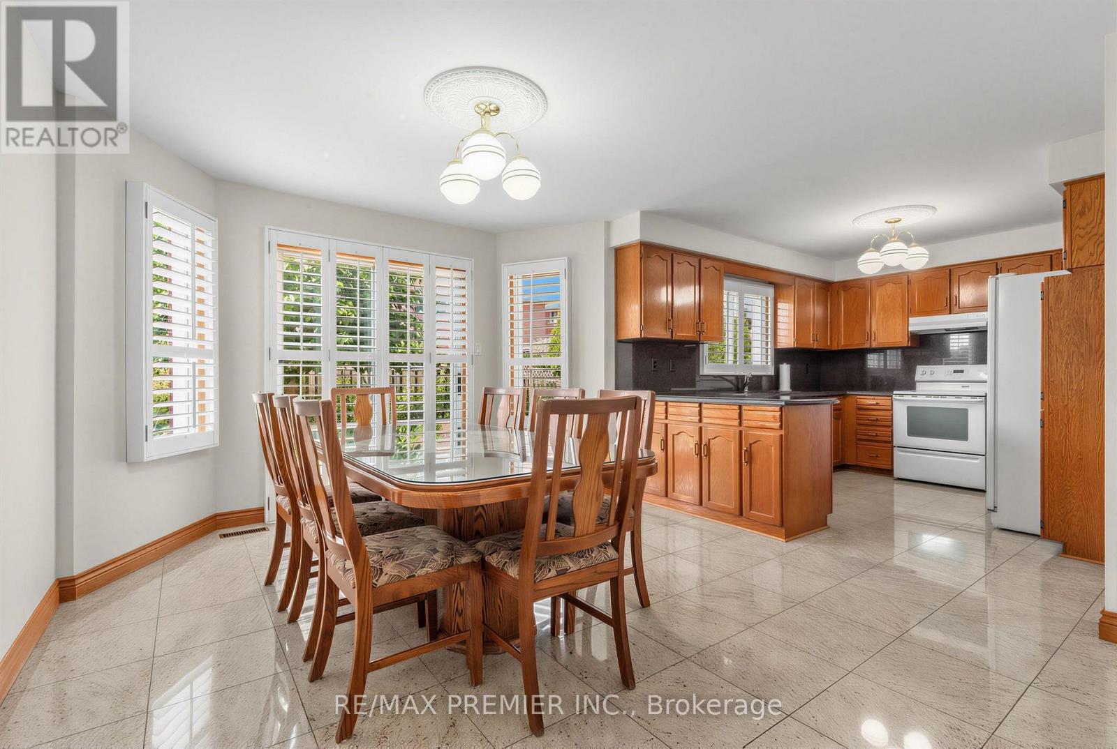 42 Burgosa Court, Vaughan, ON photo 10
