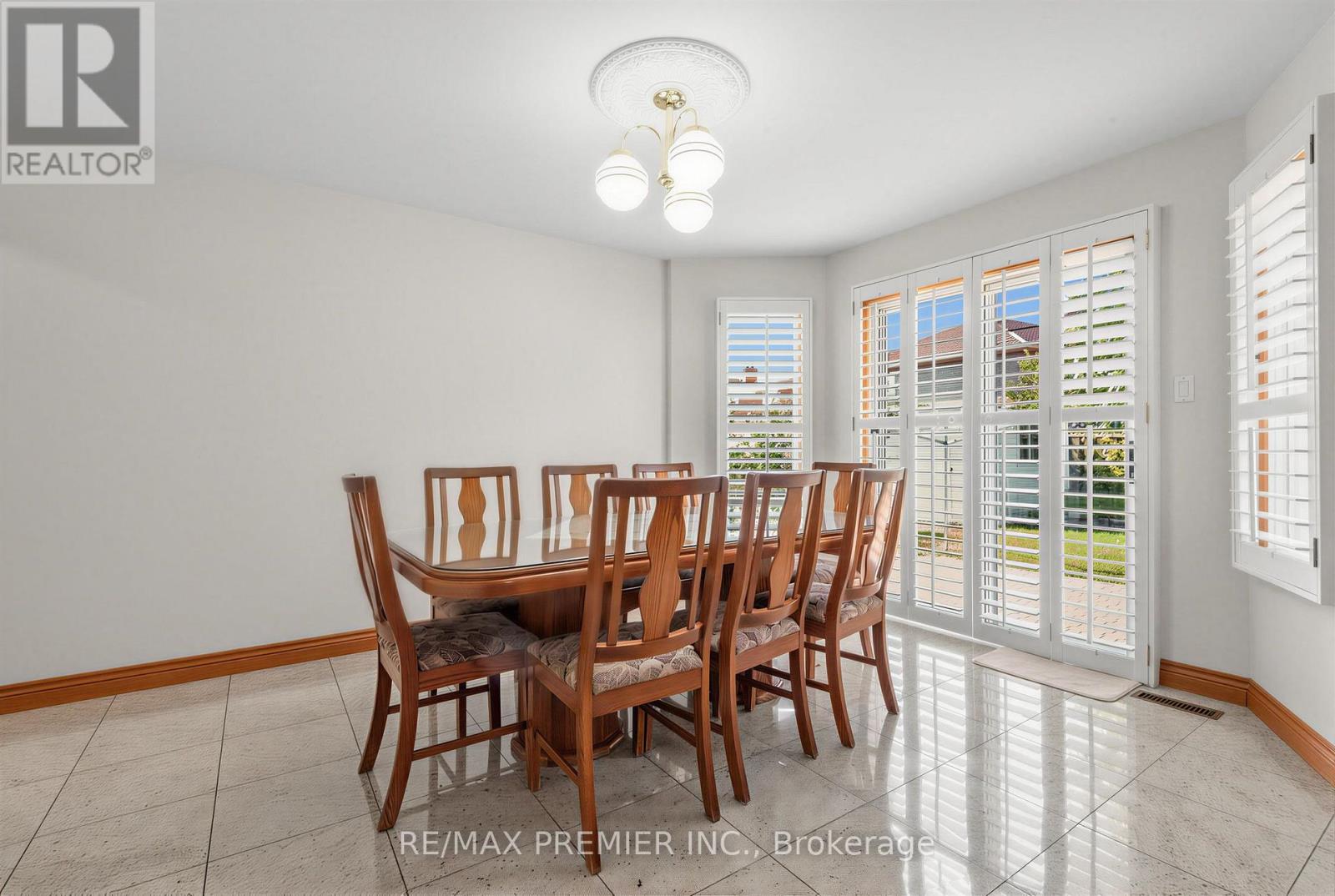 42 Burgosa Court, Vaughan, ON photo 11