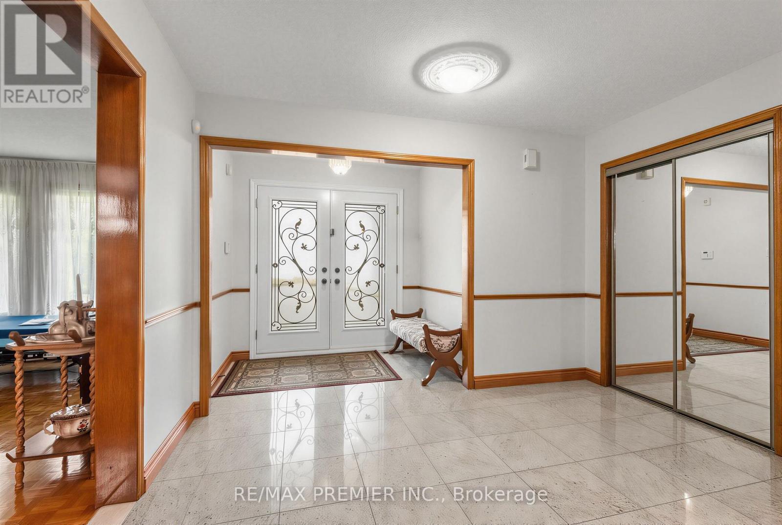 42 BURGOSA COURT, Vaughan (East Woodbridge) — photo 3