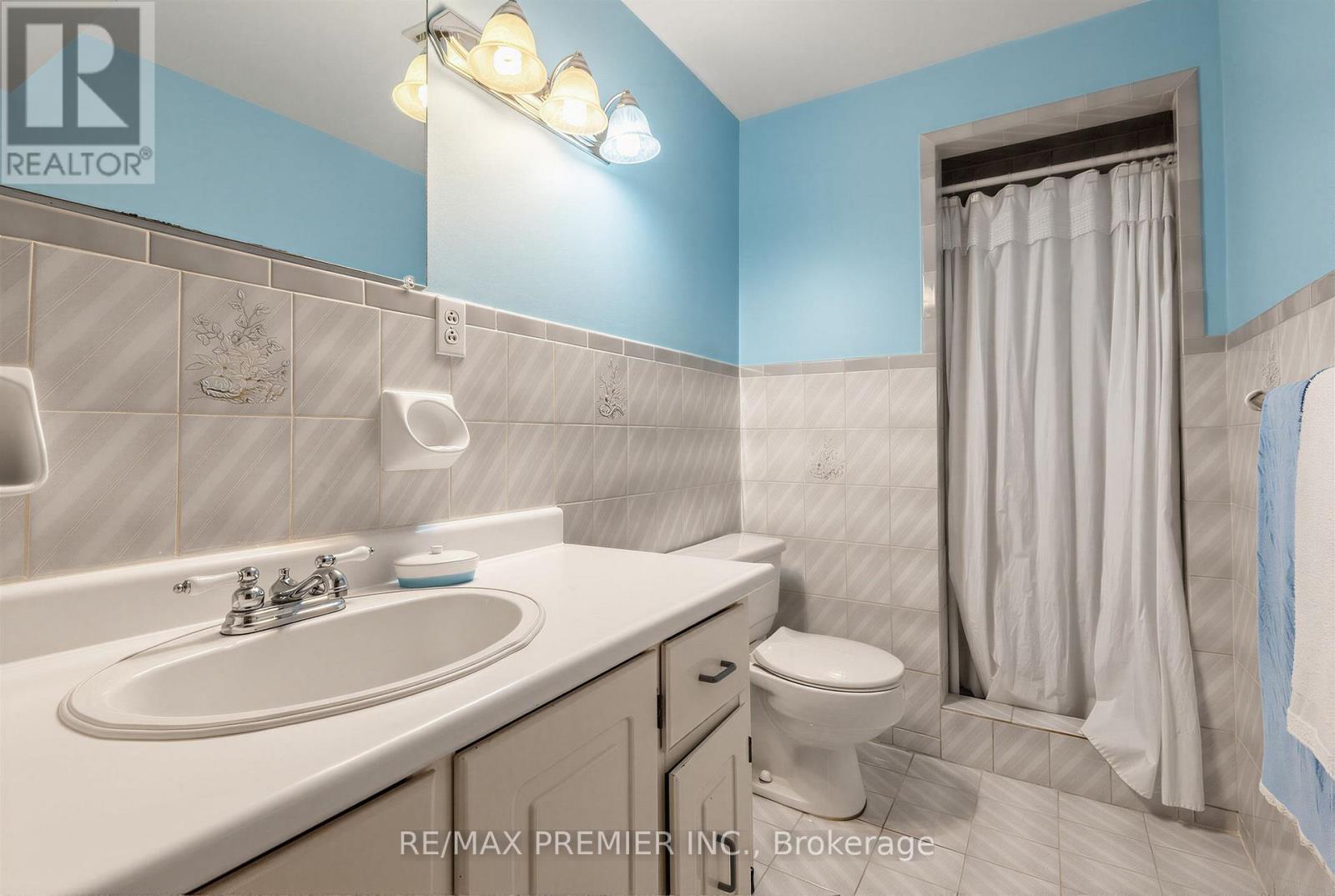 42 Burgosa Court, Vaughan, ON photo 31