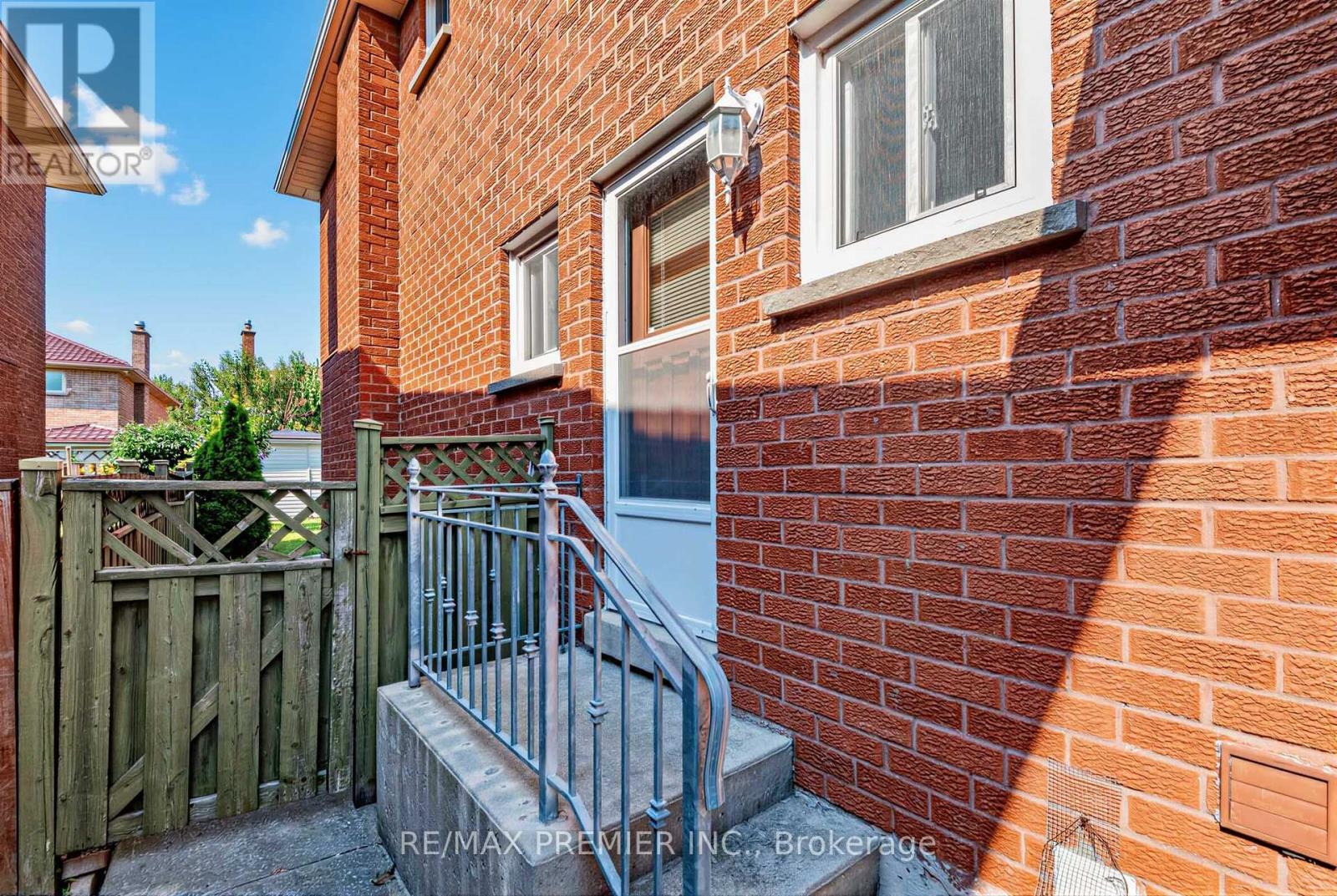 42 Burgosa Court, Vaughan, ON photo 33