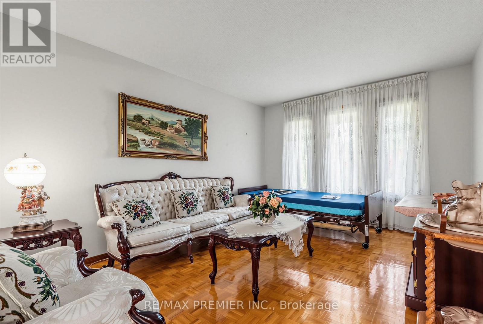 42 BURGOSA COURT, Vaughan (East Woodbridge) — photo 6