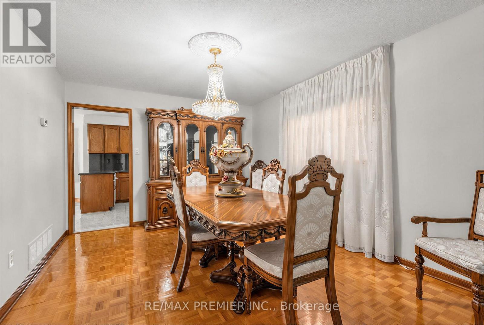 42 BURGOSA COURT, Vaughan (East Woodbridge) — photo 7