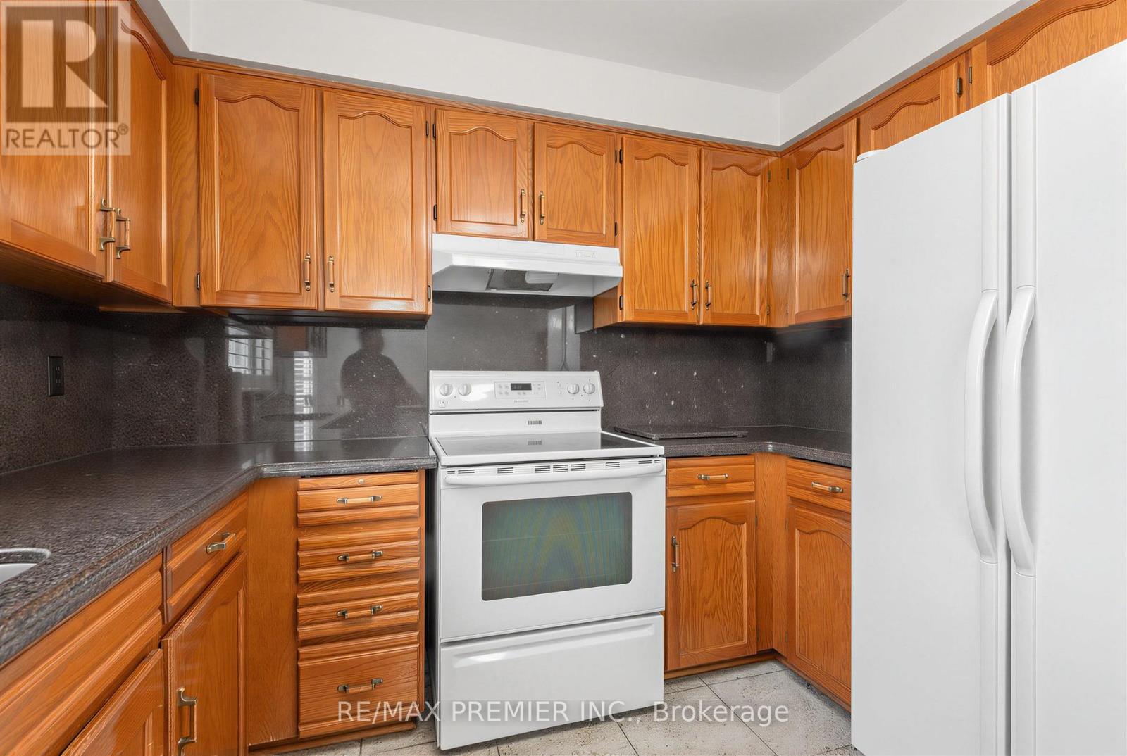 42 BURGOSA COURT, Vaughan (East Woodbridge) — photo 8