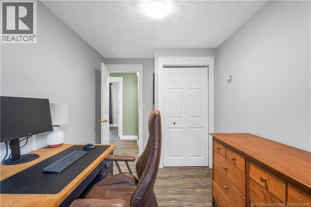 385 Charleston Road - 18