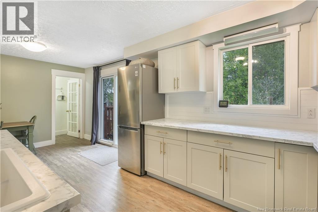 385 Charleston Road - 14