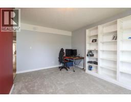 3pc Bathroom - 222 S 3 Street W, Magrath, AB T0K1J0 Photo 11