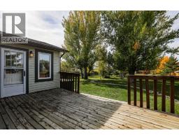 Living room - 222 S 3 Street W, Magrath, AB T0K1J0 Photo 8