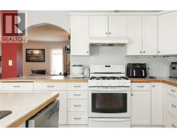 Storage - 222 S 3 Street W, Magrath, AB T0K1J0 Photo 19