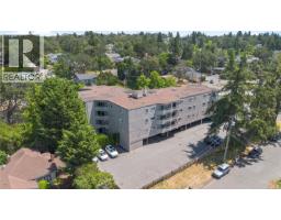206 3800 Quadra St, Saanich, BC V8X1H8 Photo 32