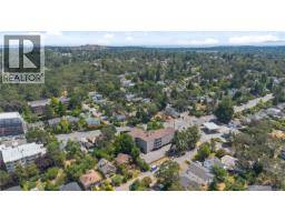 206 3800 Quadra St, Saanich, BC V8X1H8 Photo 33
