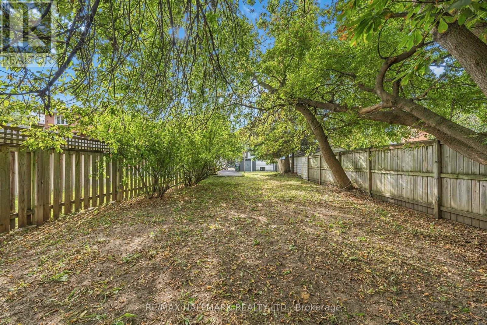 52 Woodville Avenue, Toronto, ON photo 31