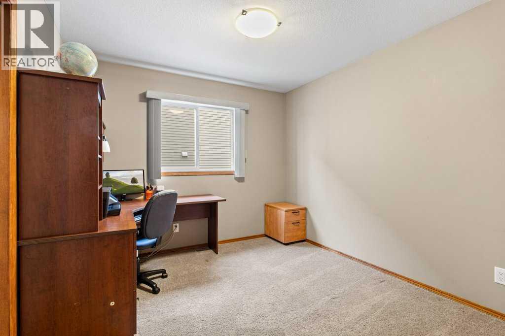 130 Oaklands Crescent - 11