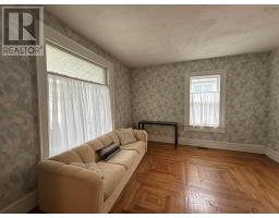 83 Prince Albert Road, Dartmouth, NS B2Y1M1 Photo 12