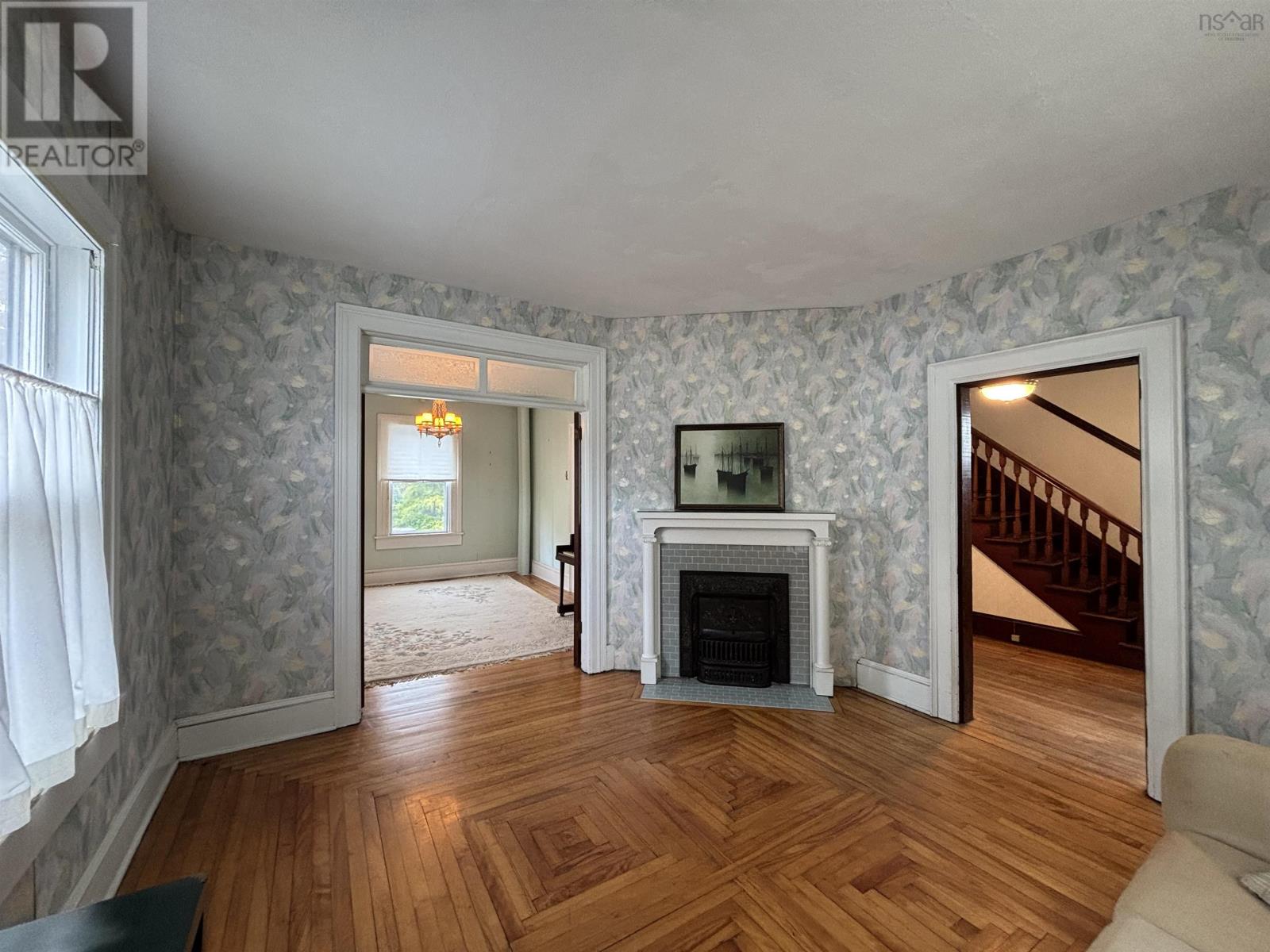 83 Prince Albert Road - 14