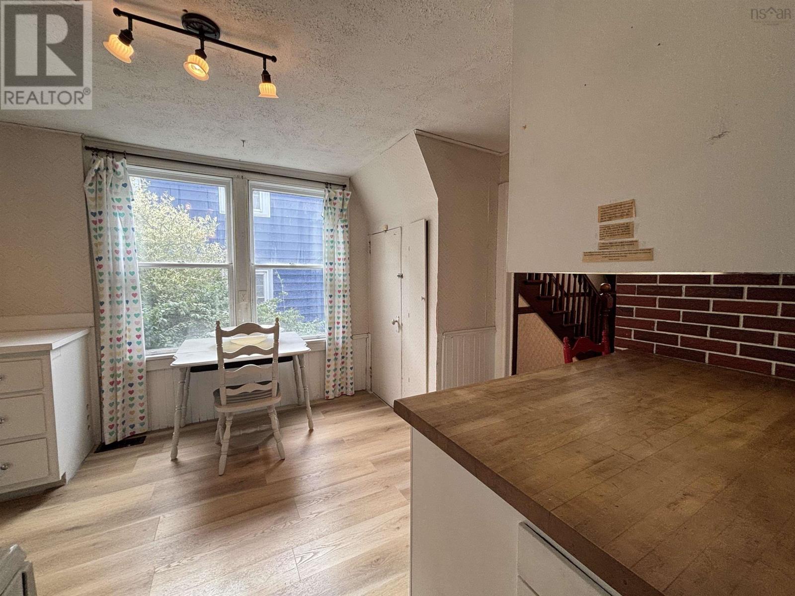 Property 22 of 47 of 83 Prince Albert Road