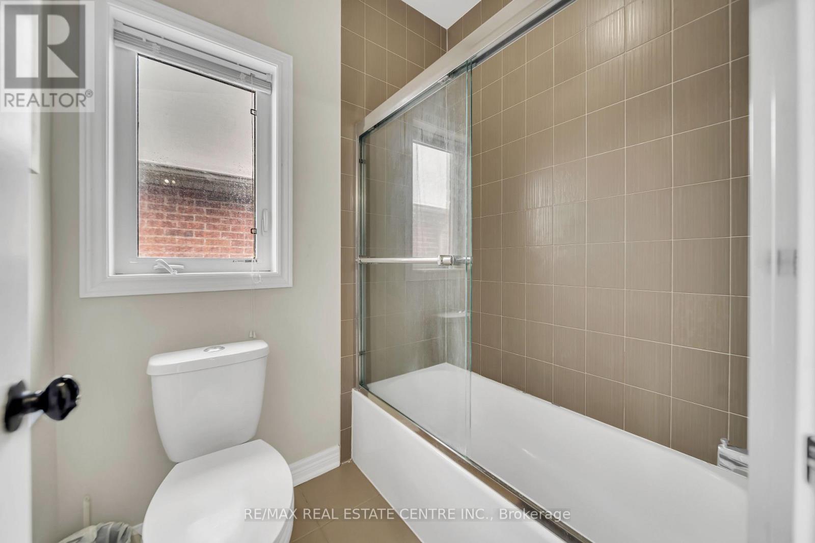 10 Vidal Road — photo 30