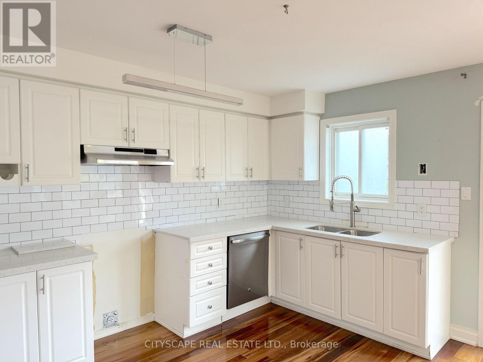 8 Safari Court, Brampton, ON photo 13