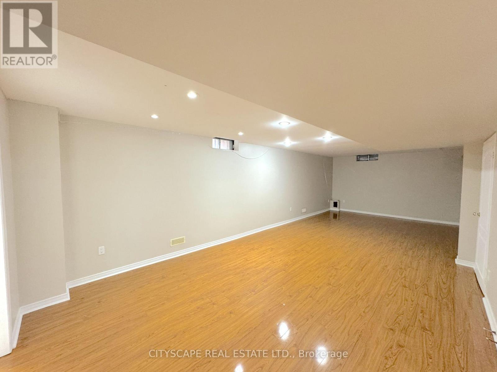 8 Safari Court, Brampton, ON photo 37