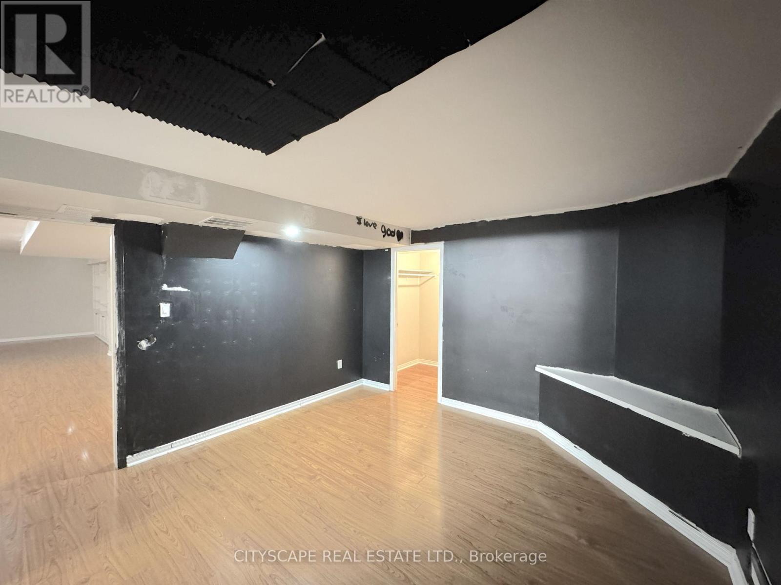 8 Safari Court, Brampton, ON photo 41