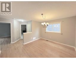 Living room - 8 Safari Court, Brampton, ON L7A1G8 Photo 9