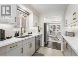 Kitchen - 35 Camberley Crescent, Brampton, ON L6V3L4 Photo 13