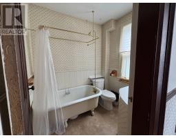 83 Prince Albert Road, Dartmouth, NS B2Y1M1 Photo 43