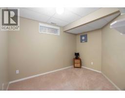 212 Whiteview Bay NE - photo 34