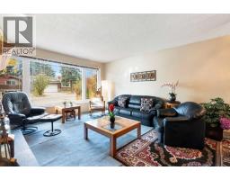 212 Whiteview Bay NE - photo 3