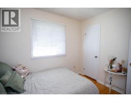 2 Morning Dew Drive, Brantford, ON N3R3P2 Photo 16