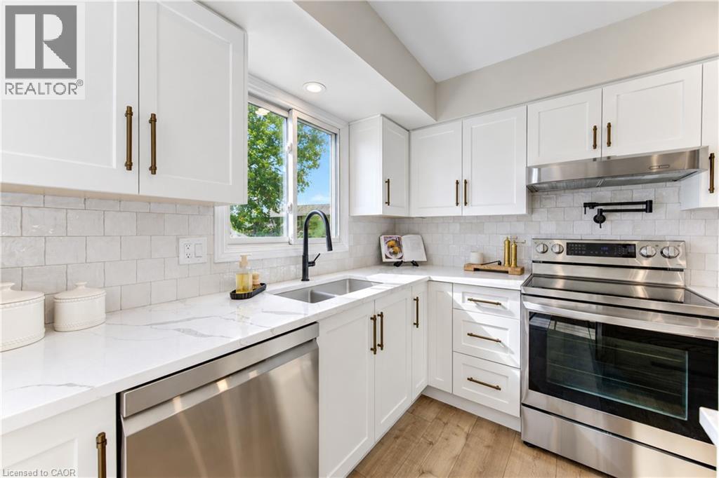 23 Jacob Street West — photo 11