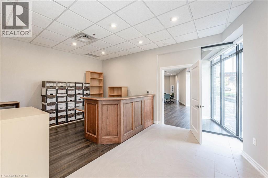 150 Wellington Street East — photo 11