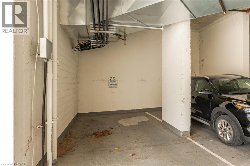150 Wellington Street East — photo 26